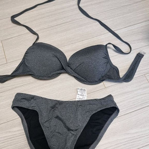 새상품 아레나 수영복