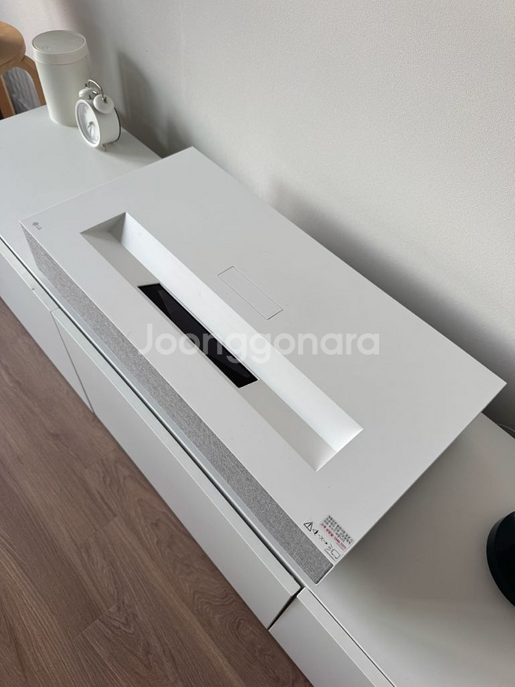 엘지 시네빔 HU85LA 초단초점 빔프로젝터--0