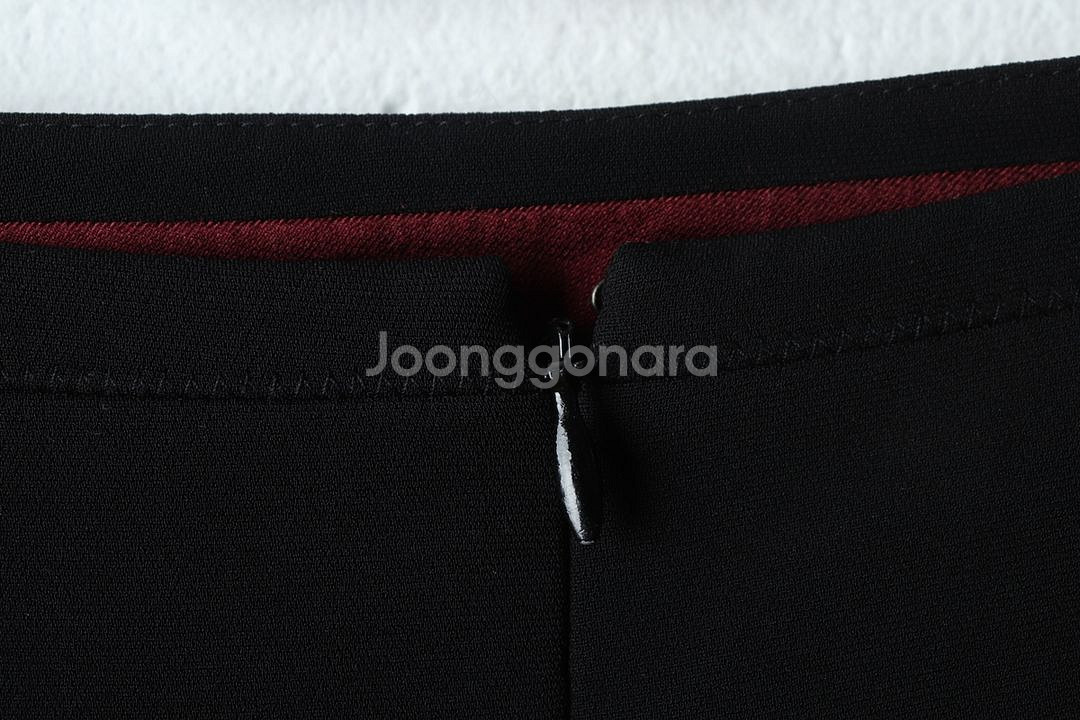 W(L) 마인 스커트 치마 한섬 블랙 라인--4