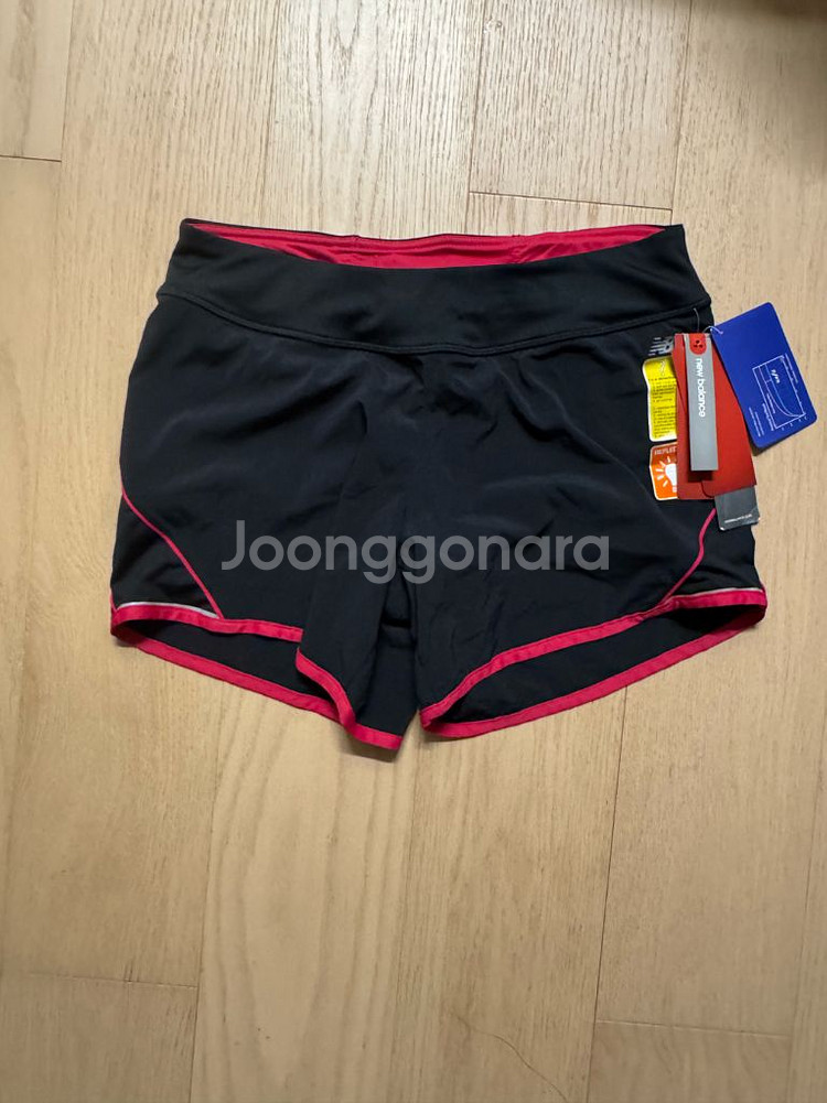 뉴발란스 블랙핑크 반바지 M 새상품 피트니스 런닝복--7