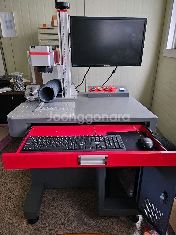 LASER MARKING MACHINE 마킹기 팝니다.--1