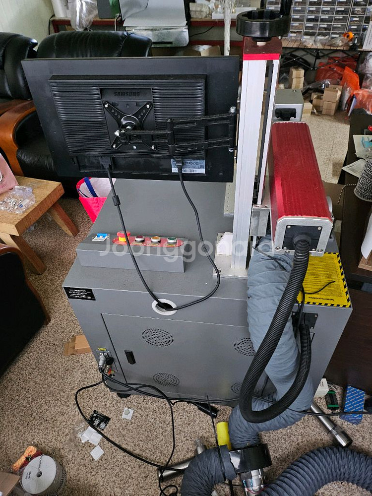 LASER MARKING MACHINE 마킹기 팝니다.--3