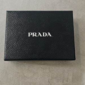 프라다 카드지갑 (새상품 정품)
