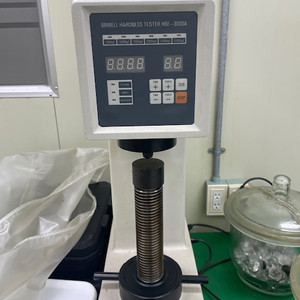 AT 브리넬 경도계