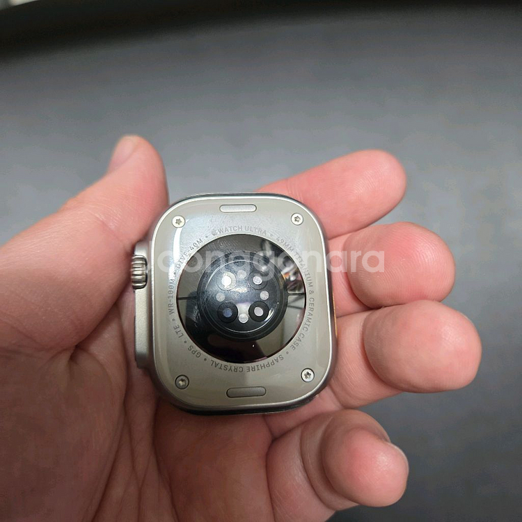 S급 애플워치 울트라2 내추럴 티타늄 49mm 셀룰러--3