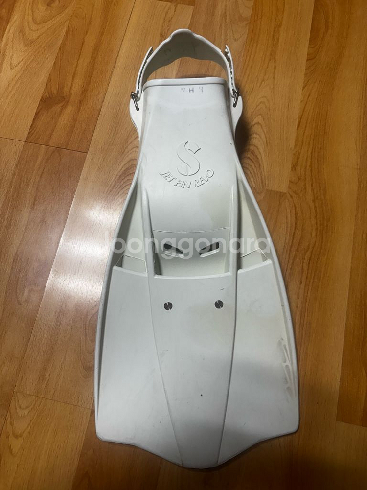 스쿠버프로 제트핀 레보 그란데 사이즈 한쪽 판매합니다--0
