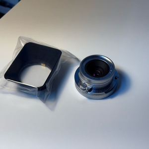 티티아티산 28mm f5.6 실버 중마론