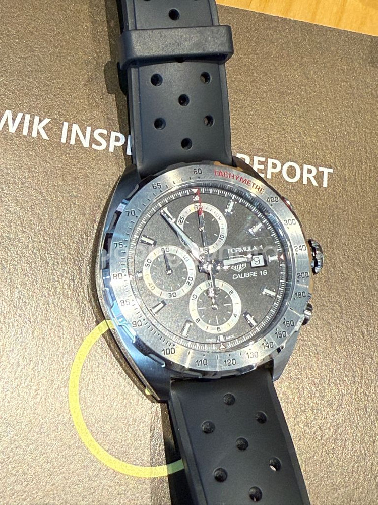태그호이어 포뮬러1 칼리버16 크로노블랙 44mm--5