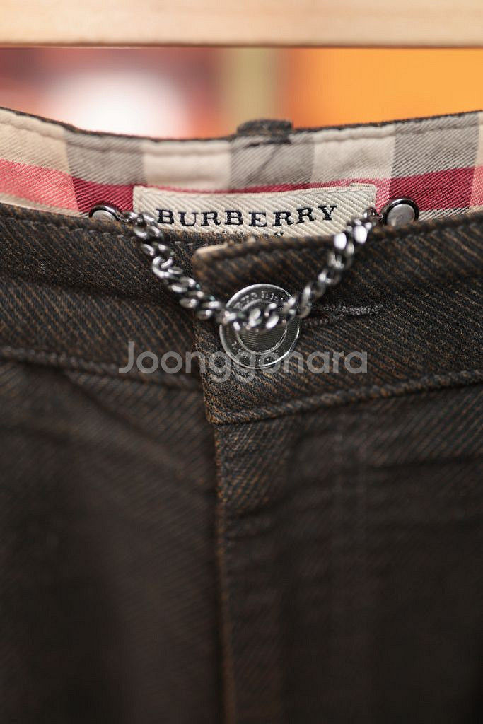 명품 버버리BURBERRY 다크브라운 팬츠--1