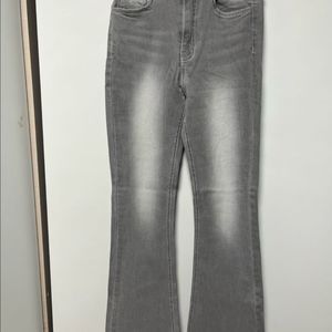 그레이 부츠컷 청바지