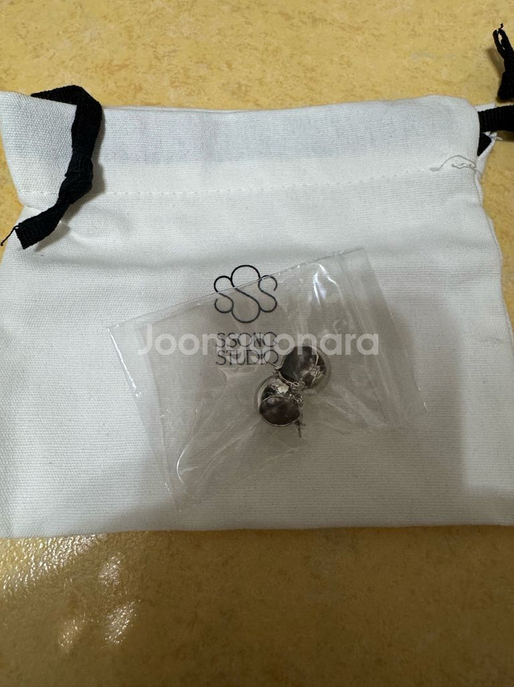 쏭스튜디오 Small bold earring 실버--0