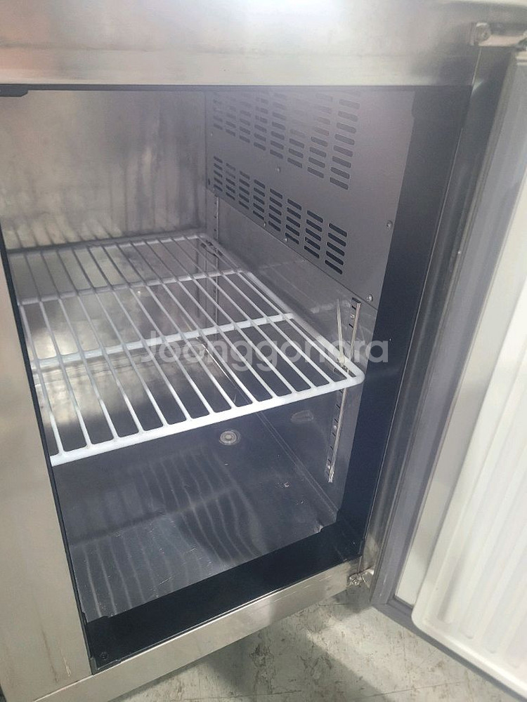 1200테이블냉장고 간냉식--3