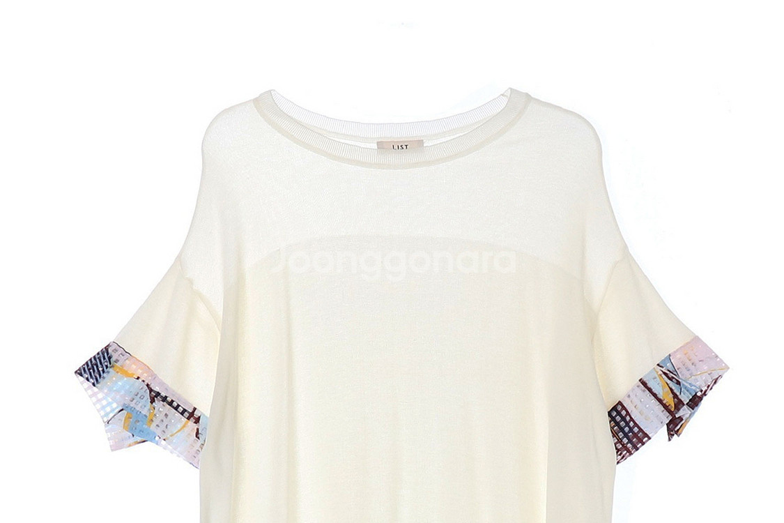 [S]리스트 슬리브 포인트 아이보리 루즈핏 니트 티셔츠--1