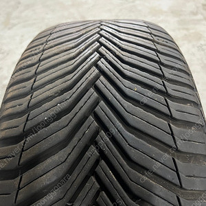 미쉐린 크로스 클라이밋2 245 45 18 1본 팝니다