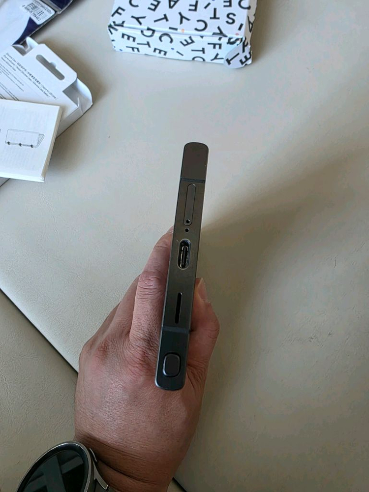 삼성 갤럭시s24 울트라 512 + 정품 케이스 + 케--4