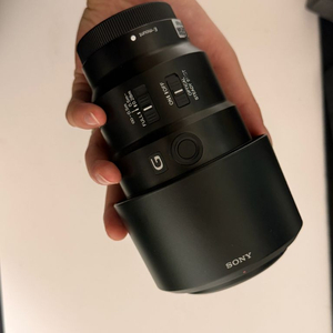 Sony 90mm f/2.8 Macro 렌즈