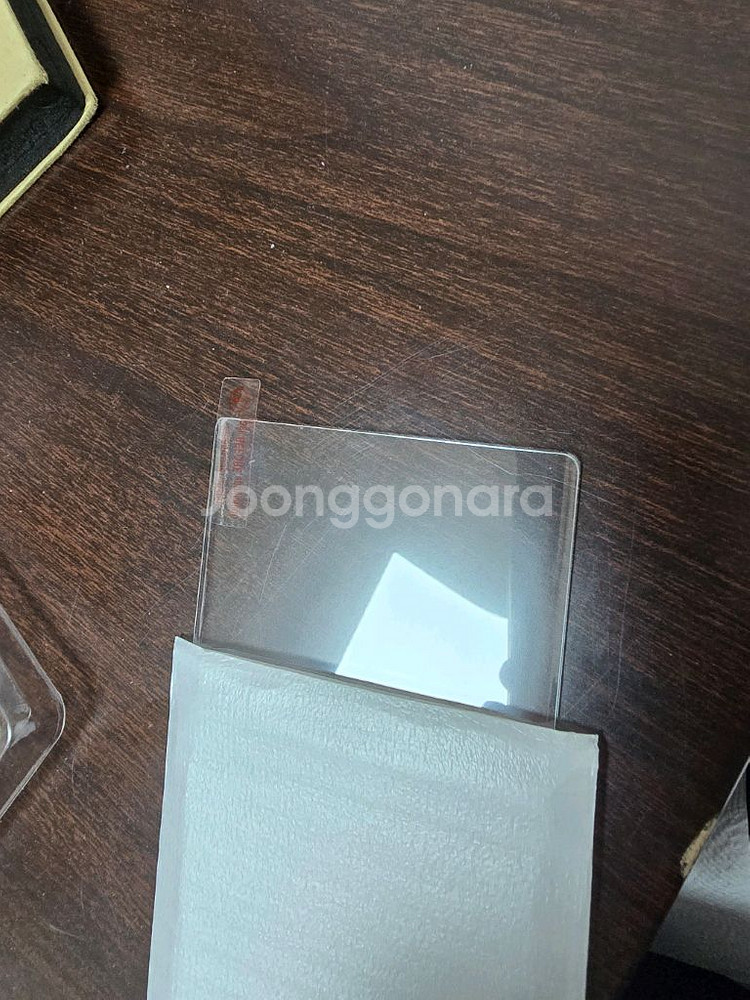 (새상품)갤럭시 노트10+ 강화유리필름 4장--2