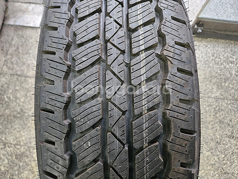 브리지스톤 듀얼러A/T 255-70-18 한개 새거--0