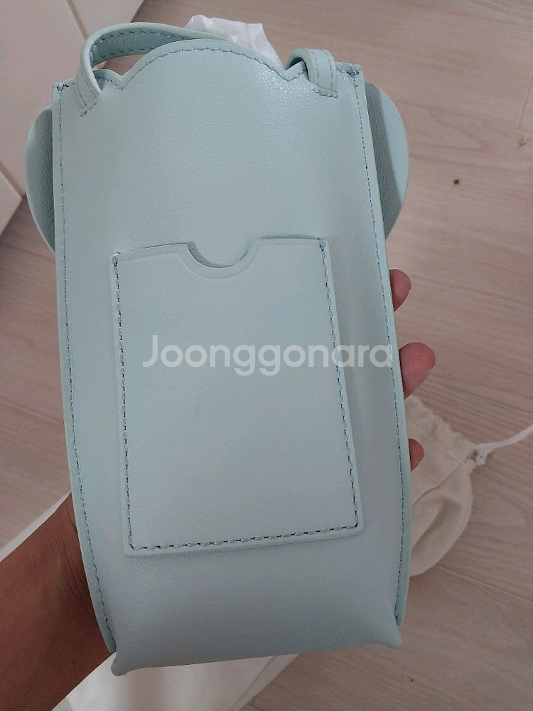 정품 로에베 엘리펀트 폰홀더가방 새상품--2