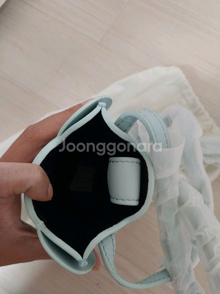 정품 로에베 엘리펀트 폰홀더가방 새상품--5