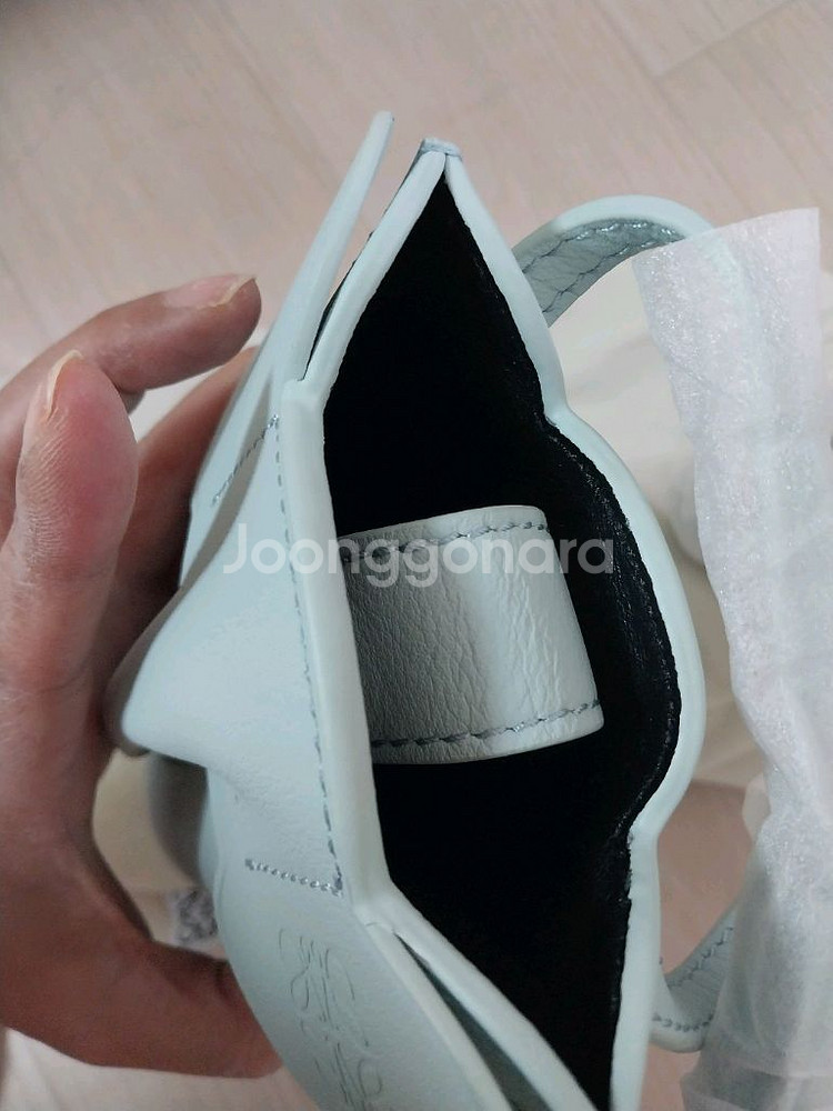 정품 로에베 엘리펀트 폰홀더가방 새상품--7