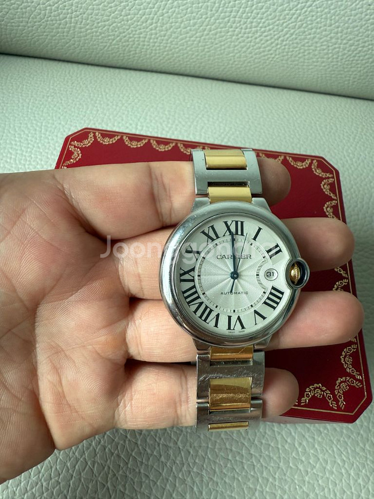 (교환가능)까르띠에 발롱블루 콤비 42mm 팝니다--1