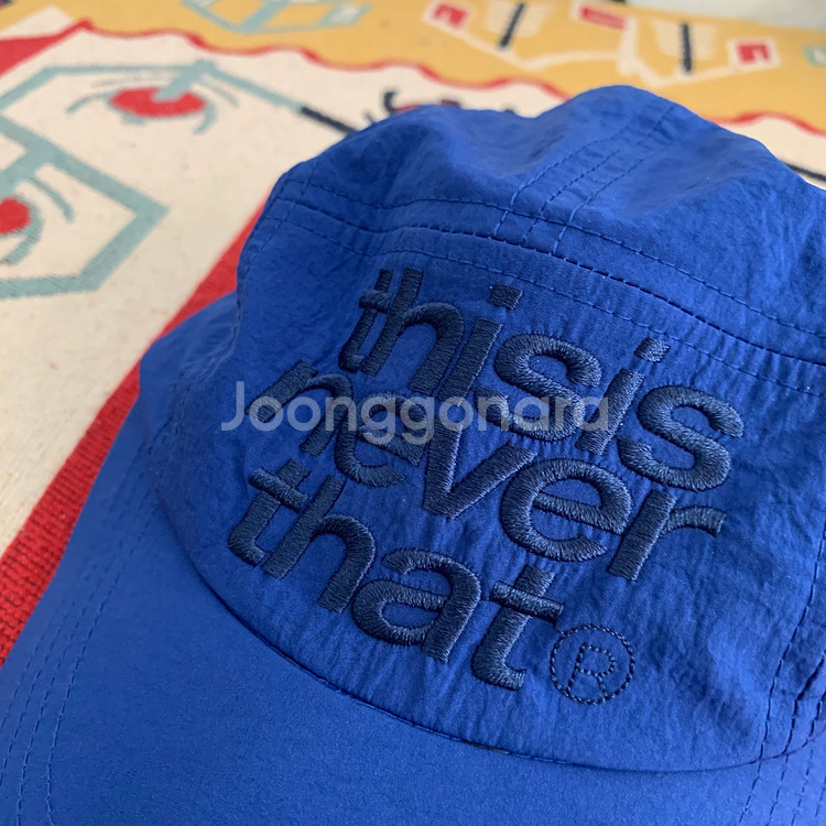 디스이즈네버댓 3라인 로고 나일론 캠프캡 모자--3