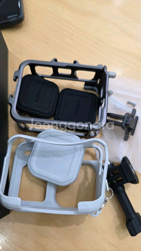 인스타360 에이스프로2 듀얼배터리+기타구성품--4