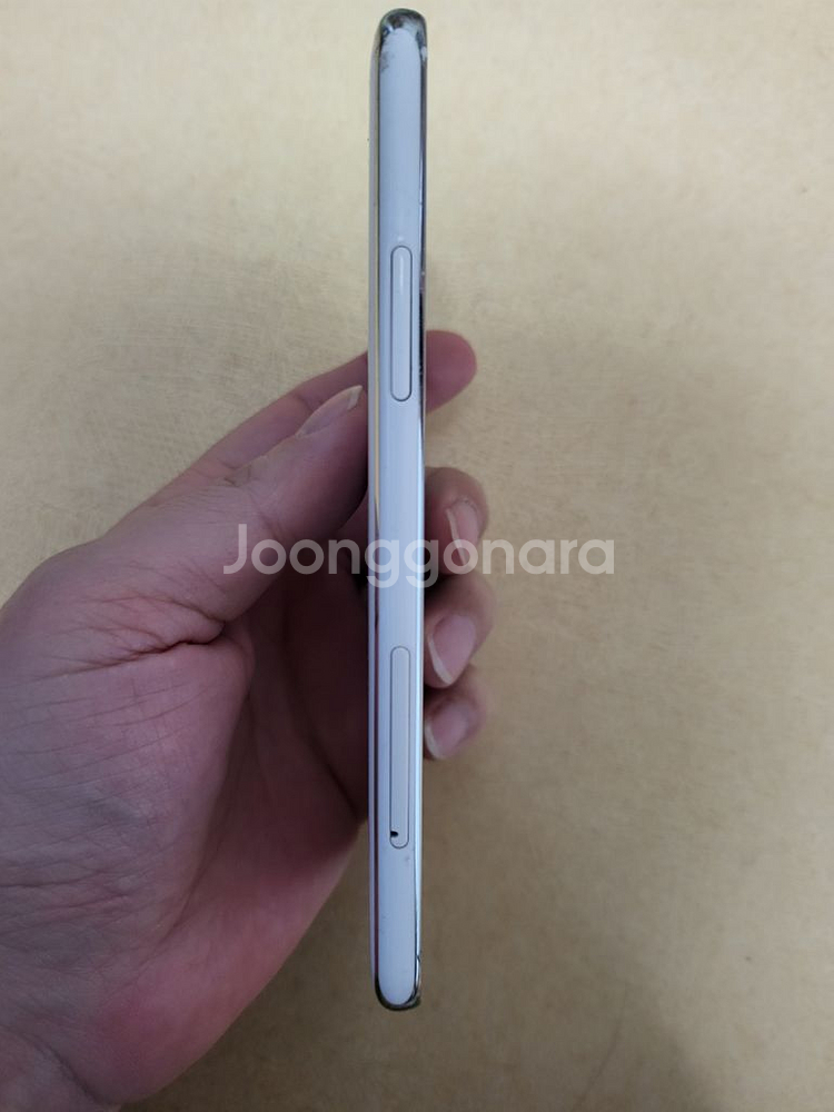 엘지U폰 화이트--3