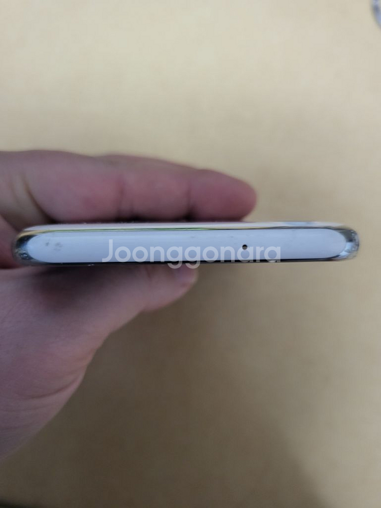 엘지U폰 화이트--5