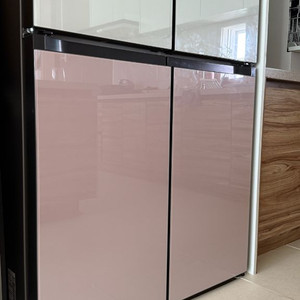 삼성 비스포크 냉장고 하단 패널 핑크 2개 이미지