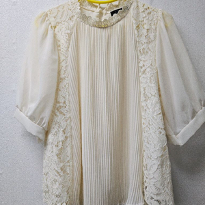 아이보리 레이스 플리츠 블라우스 M