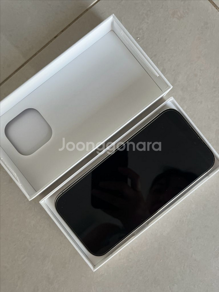 아이폰 16 Pro 256GB (새것) 티타늄 내추럴--2