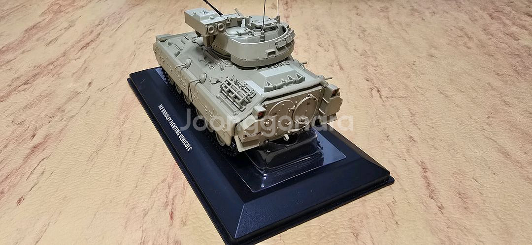미육군 M2A2브래들리 IFV 1:48--9