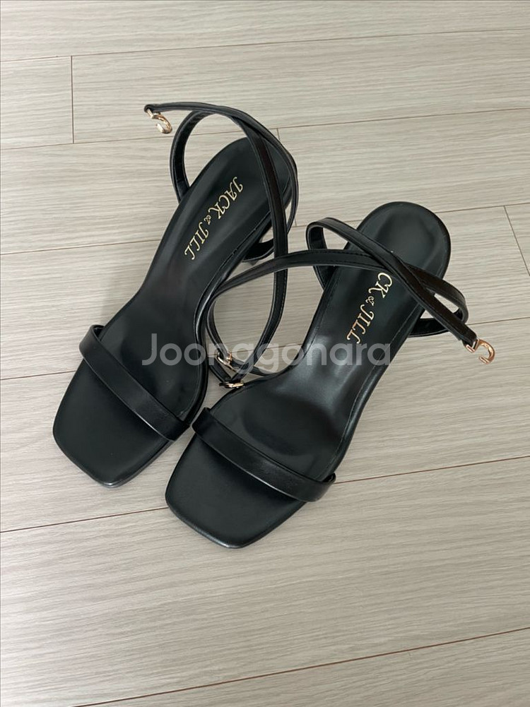 잭앤질 샌들힐 235--1