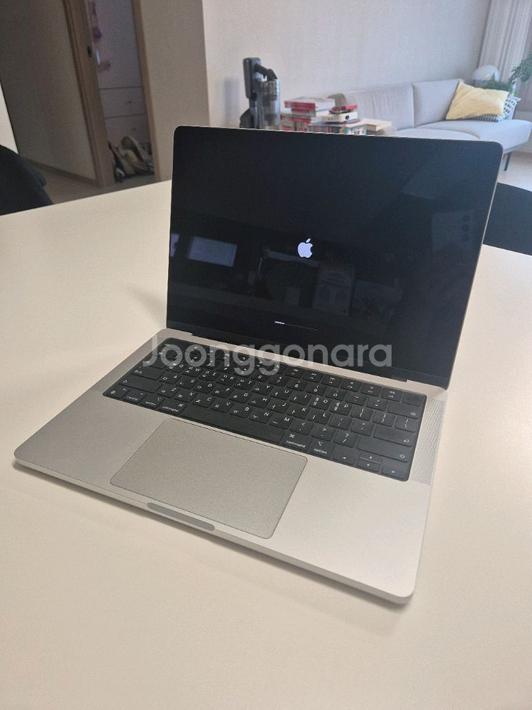 맥북프로 14 M1.16G.1T. CPU10,GPU16--2