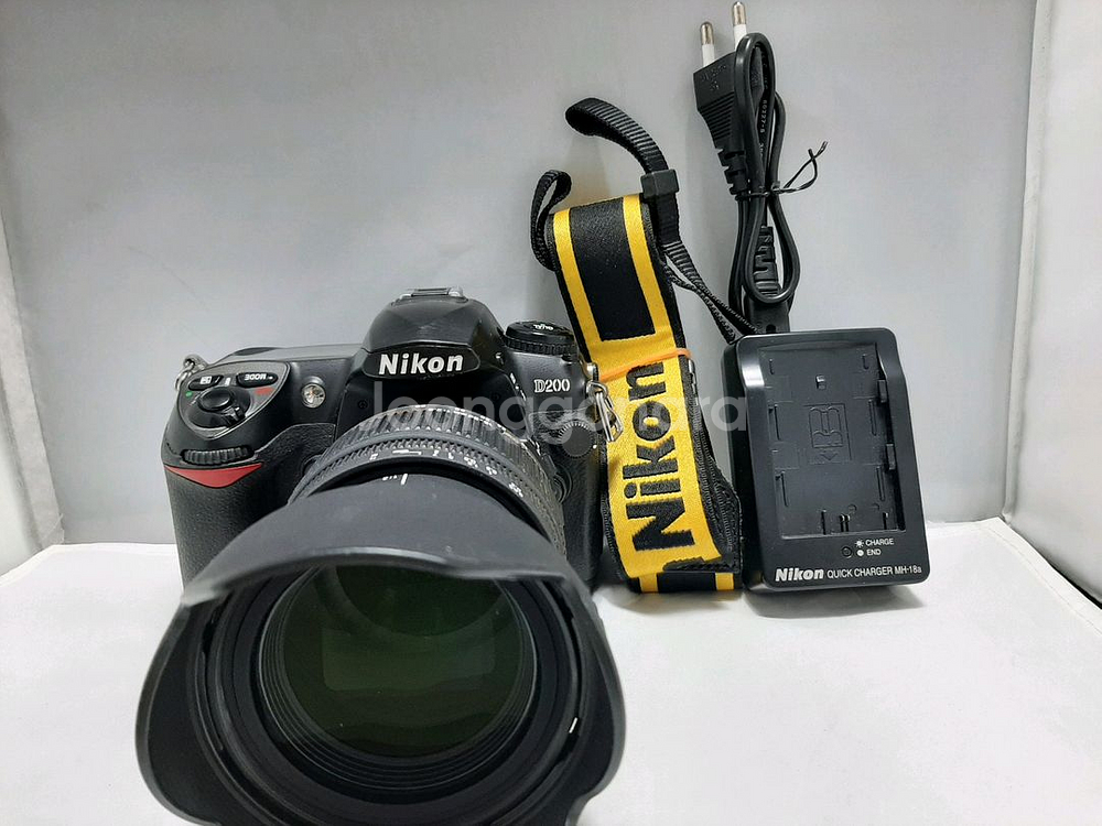 니콘 D 200 /시그마 18-50 2.8--0