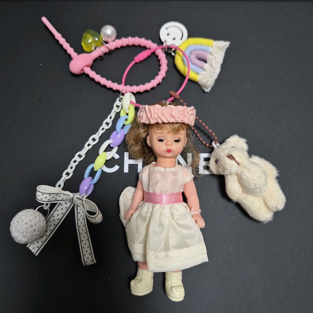 무배) 빈티지 맥마담 인형 키링 플라워걸