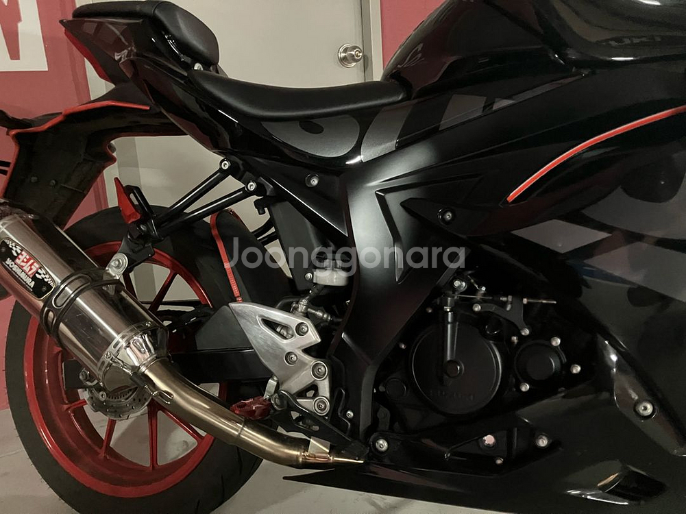 스즈키 gsx-r125--2