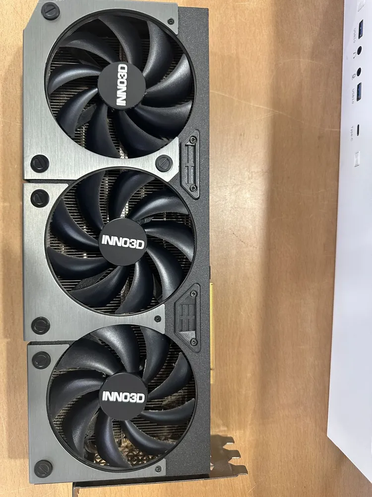 rtx3090ti 이미지