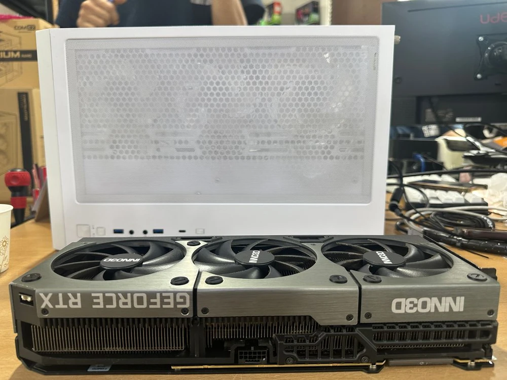 rtx3090ti 이미지