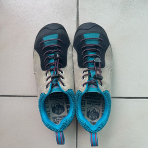 킨(KEEN) 재스퍼 락 스니커즈 Safari blue