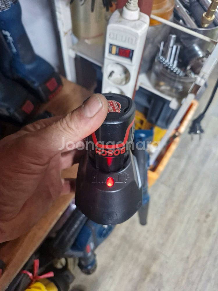 보쉬충전기보쉬배터리 10.8V 2가지일괄--4