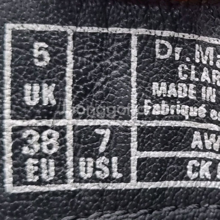 닥터마틴 클라리사 샌들250.--5