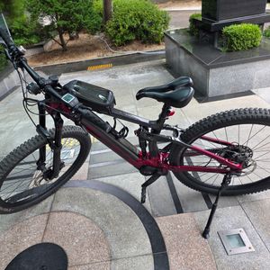 트렉 E-MTB 레일 7 SLX/XT 전기자전거 팝니다
