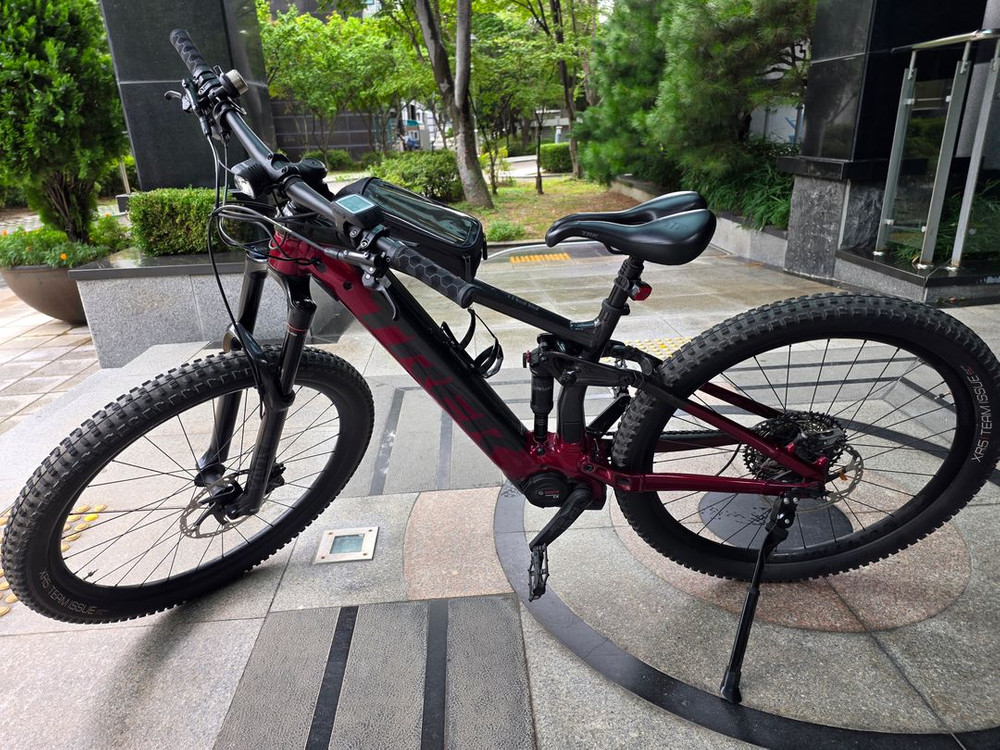 트렉 E-MTB 레일 7 SLX/XT 전기자전거 팝니다--6