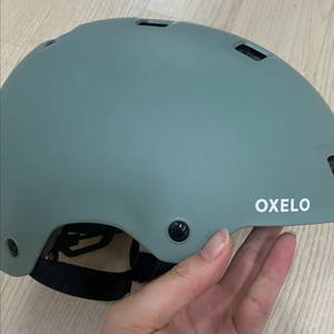 데카트론 헬멧(52-55cm)