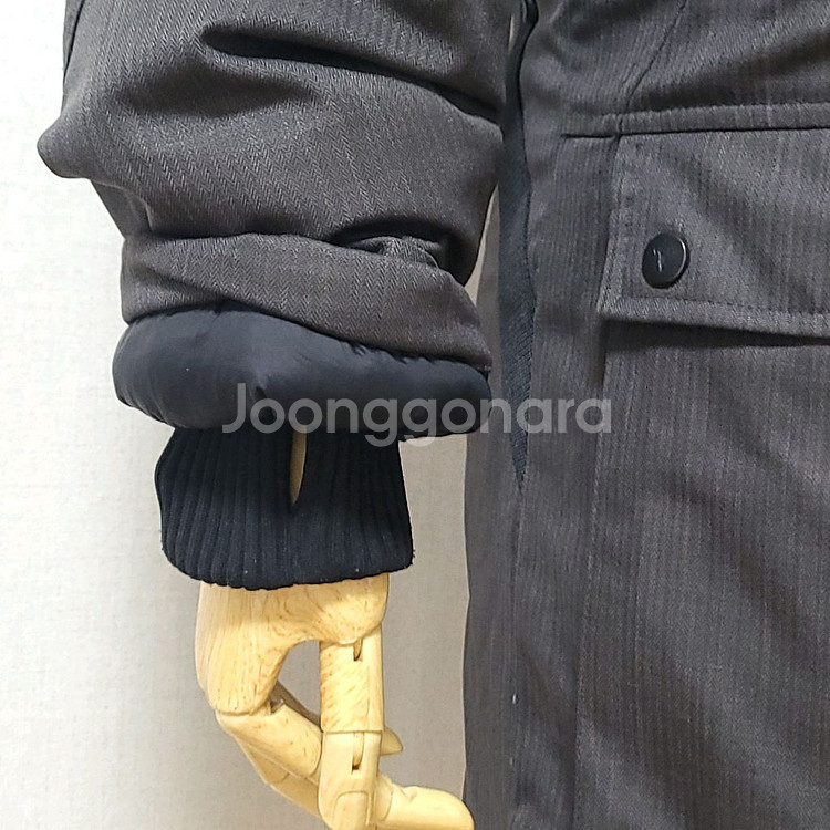 노비스 야테시 중기장 패딩--3