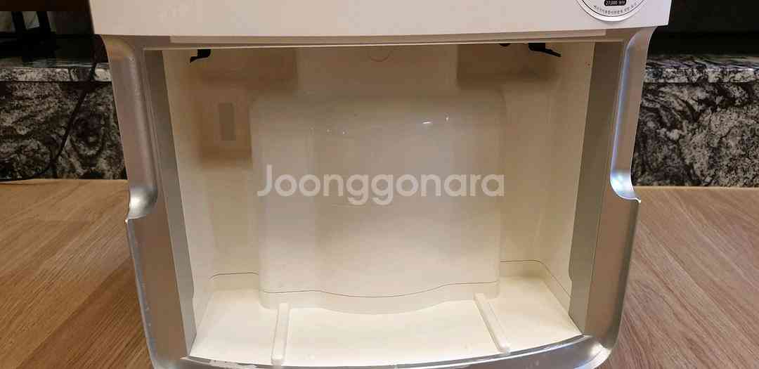 위닉스 제습기 16L--6