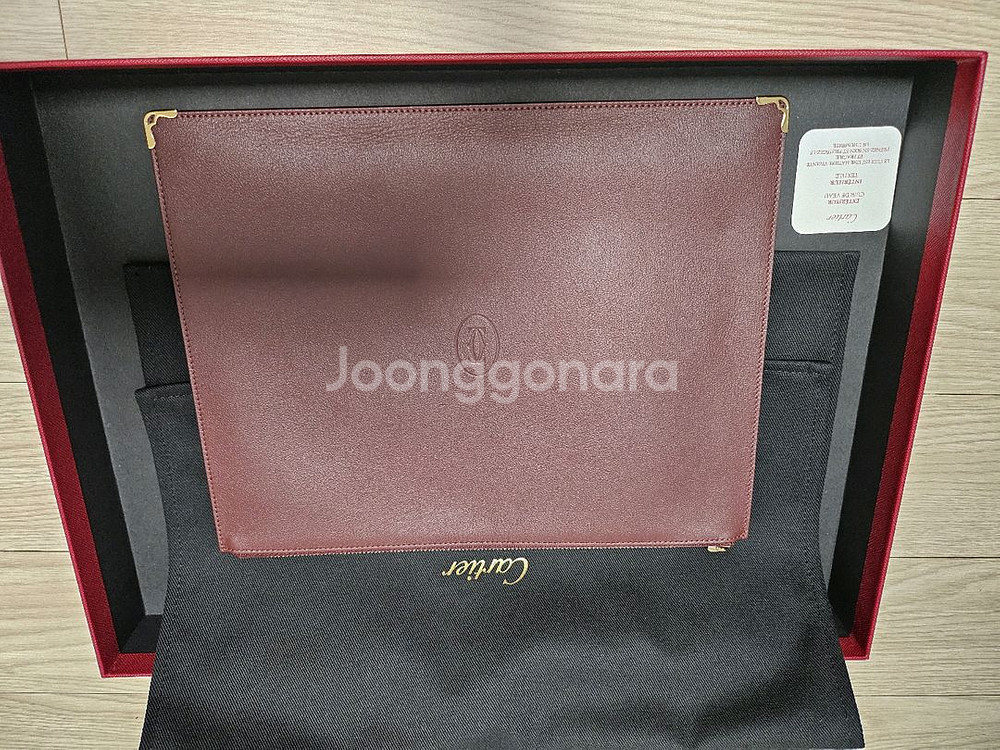 정품 까르띠에 파우치--2